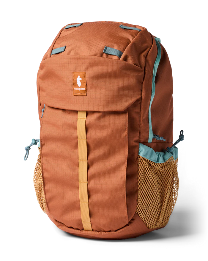 Clase 28L Daypack