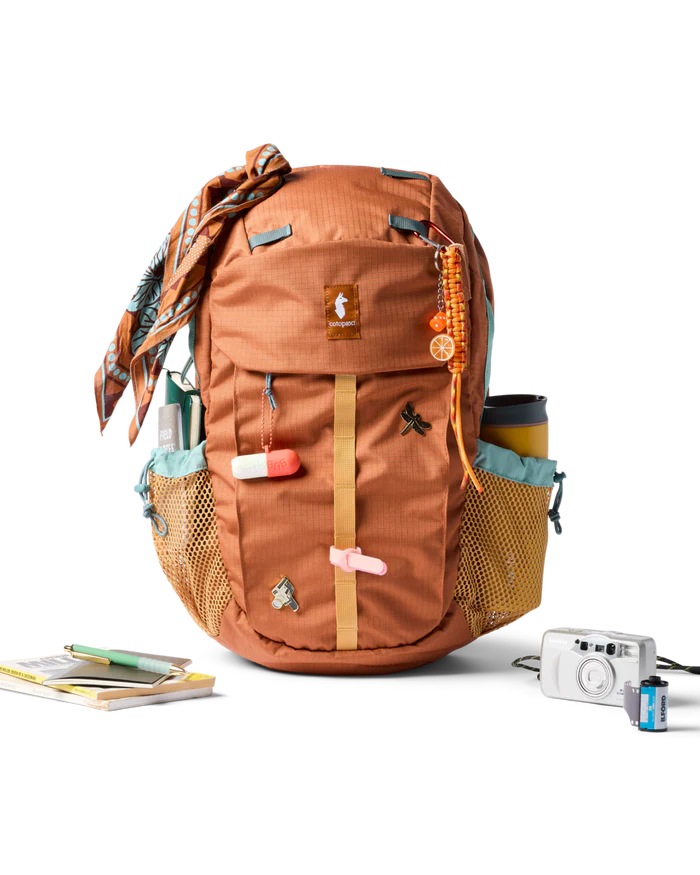 Clase 28L Daypack