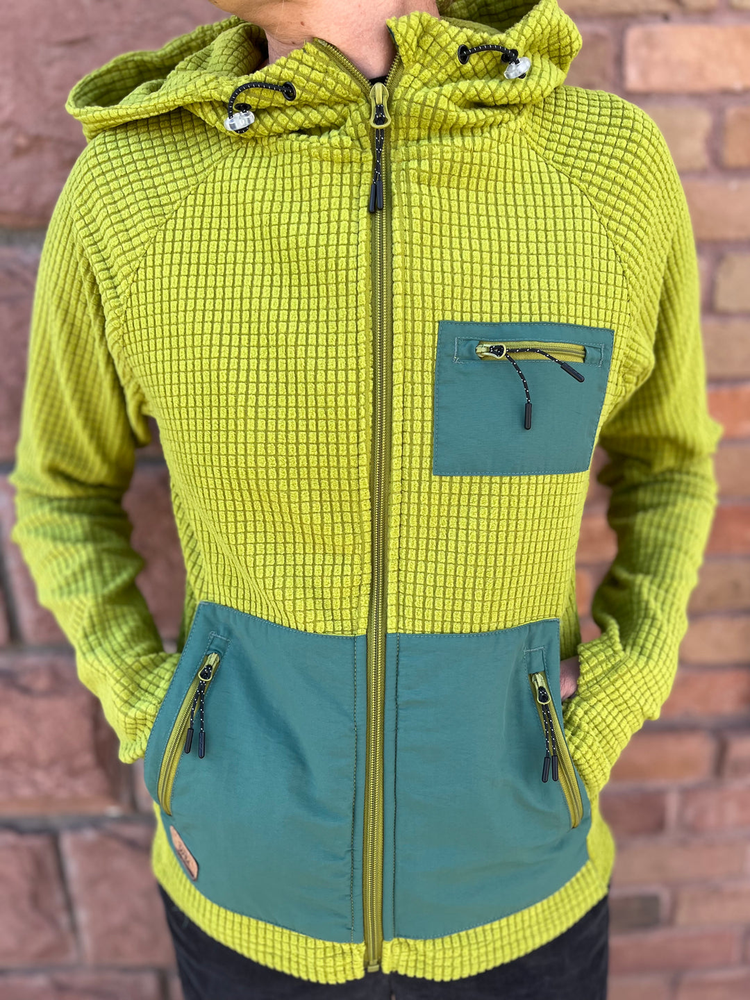 Castleton Grid Hoodie - Women's